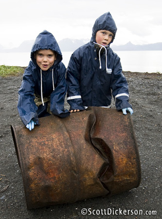 CoastWalk beach cleanup photo by Scott Dickerson.