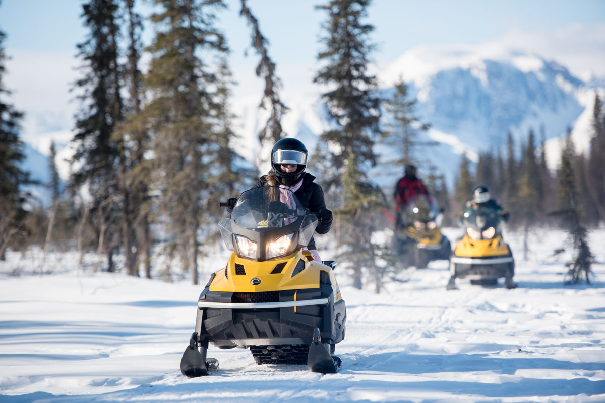 From First to Last Light: Capturing Adventure at Winterlake Lodge